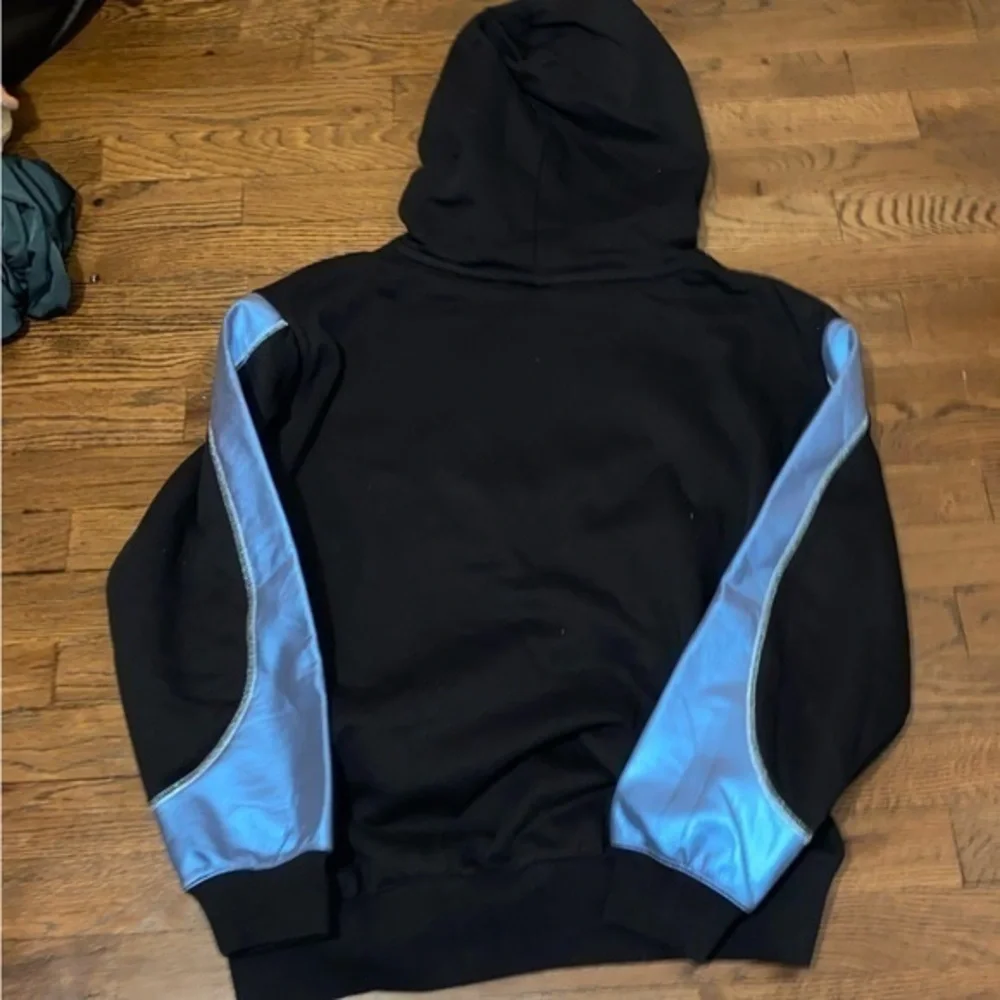 NWT Nike Reflective Black Hoodie - Picture 5 of 8